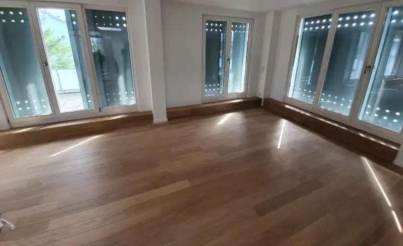 eiche massiv select weiss geoelt mit austritten zur terrasse